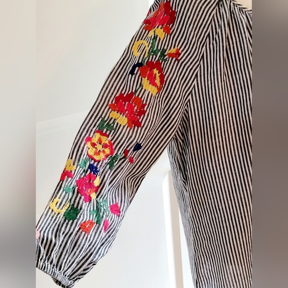 🌺Westport Navy Blue & White Striped Top - Picture 6 of 9